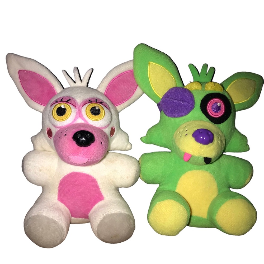 Five nights at Freddy’s plush lot